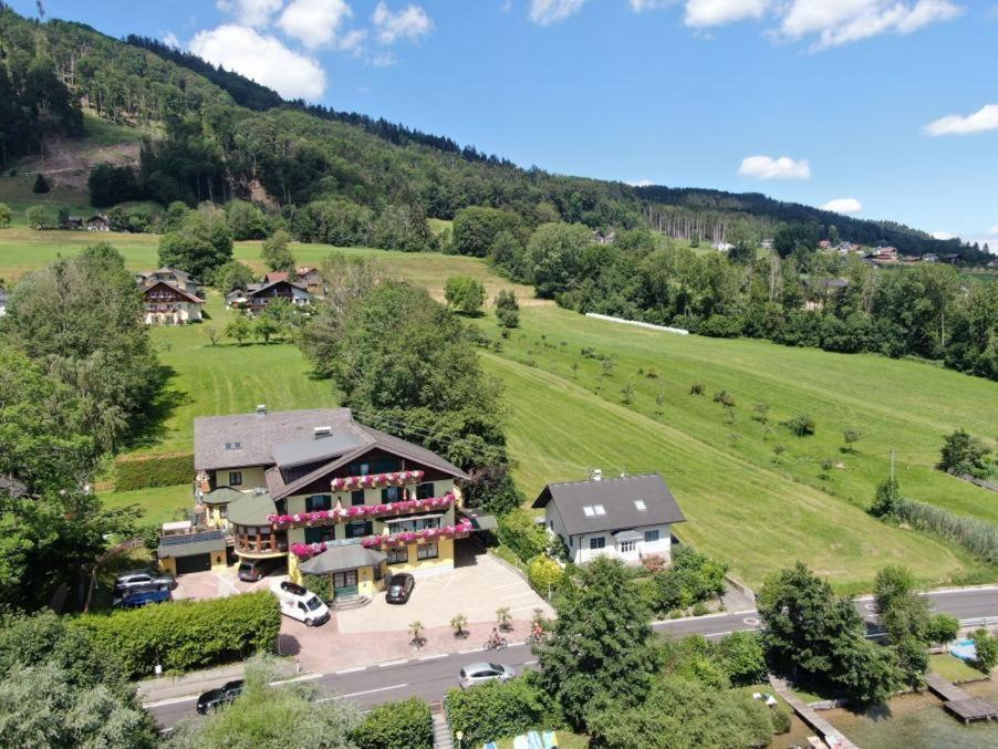 Seepension Neubacher Kg Nussdorf am Attersee Kültér fotó
