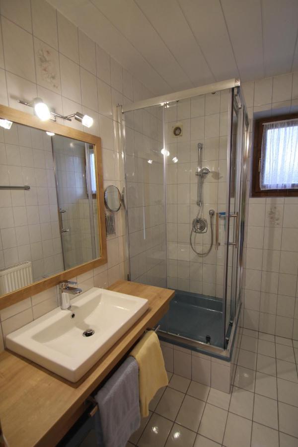 Seepension Neubacher Kg Nussdorf am Attersee Kültér fotó